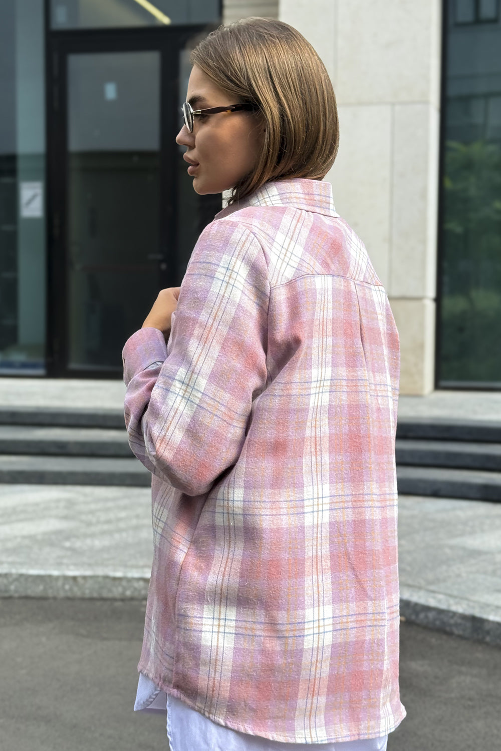 Pink checkered straight shirt